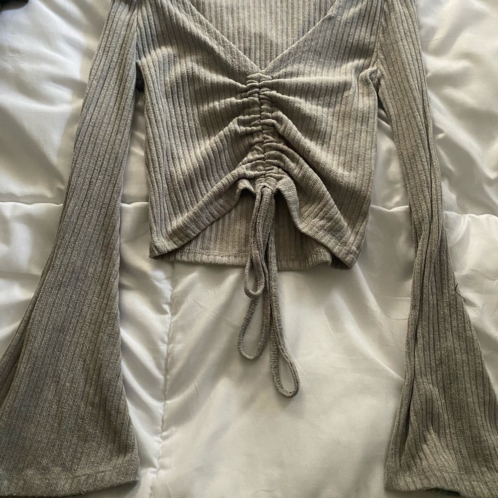 Grey long sleeve bell crop top